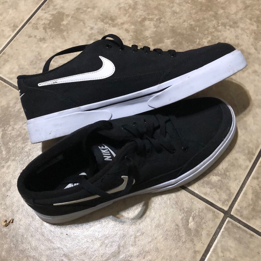 NIKE SB shoes